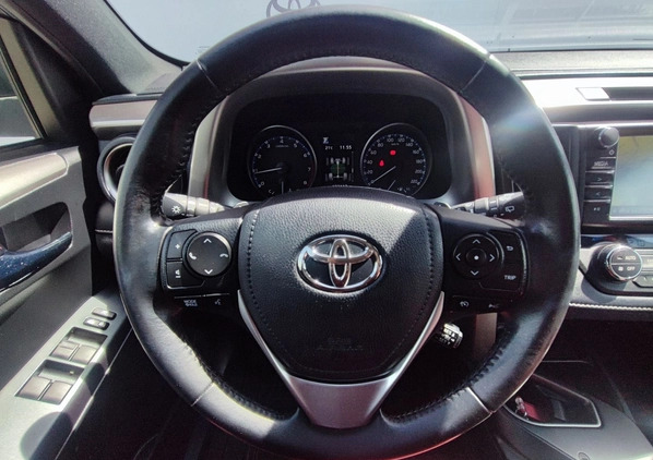 Toyota RAV4 cena 90900 przebieg: 192117, rok produkcji 2017 z Wałbrzych małe 436